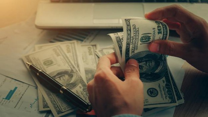 Langkah Mudah Mengatur Keuangan untuk Sandwich Generation!