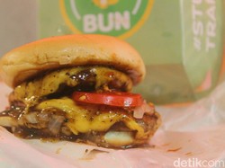 Traffic Bun: Antre 2 Jam demi Burger Empuk Juicy Milik Fadil Jaidi