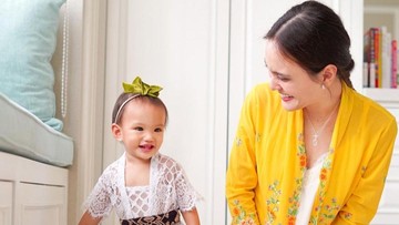 SHANDY BONGKAR IDENTITAS NETIZEN YANG KOMENTAR NEGATIF