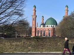 Beberapa Masjid di Inggris Tutup Bagi Perempuan Selama Ramadhan, Mengapa?