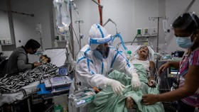 ICU Hampir Penuh, Kasus Covid-19 Filipina Naik Ke-8 Dunia
