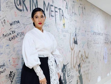 Cara Dian Sastro Ajak Publik Makin Peduli soal Isu Lingkungan