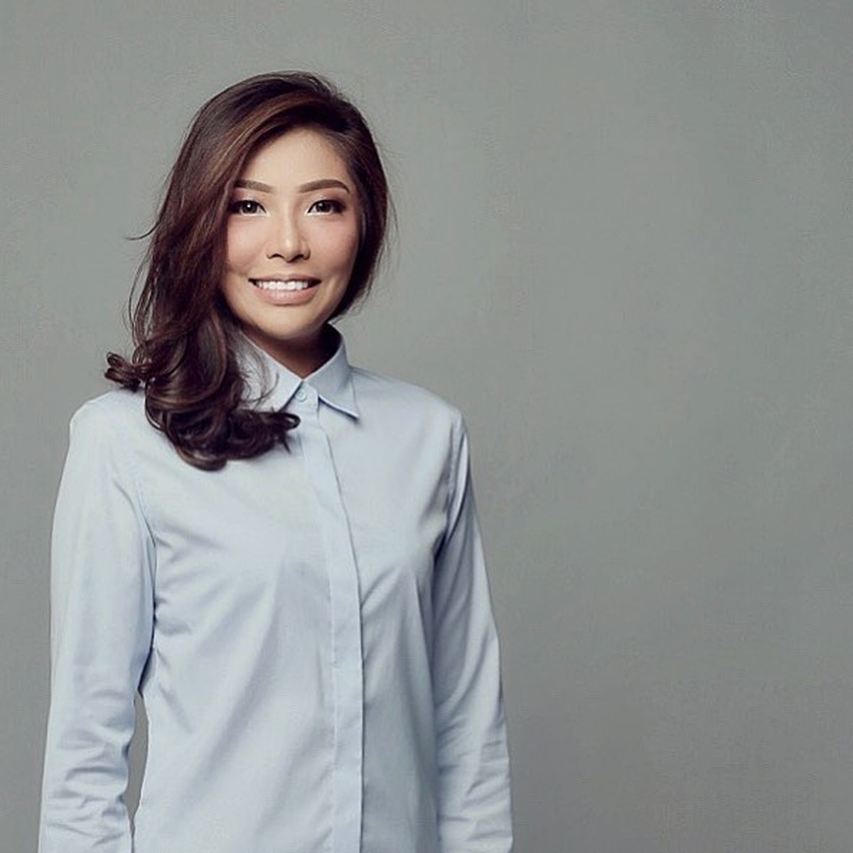 Setelah video pernyataan dari dokter Irene viral&comma; sahabat Nia Ramadhani pun ikut terseret&period; Yuk kita lihat sosok dokter Irene yang jadi korban salah sasaran&excl;