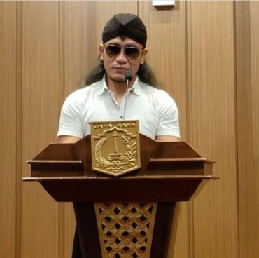 Sebut Jenggot pada Acara Wayang, Gus Miftah Sindir Ustaz Khalid Basalamah?