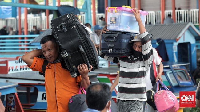 Warga yang ngotot mudik di Jabar selama larangan wajib menjalani isolasi selama lima hari di tempat yang disediakan pemprov Jabar.