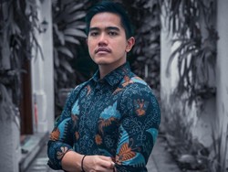 Kaesang Unggah Foto Lebaran, Penampilannya Bikin Salah Fokus