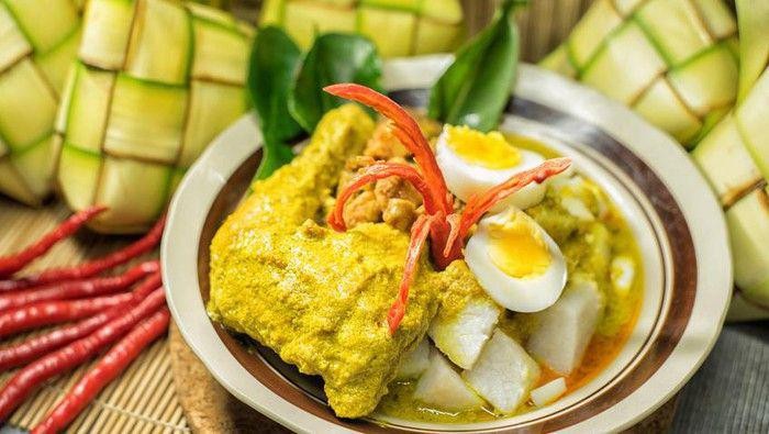 Tips Makan Enak Anti Begah Saat Lebaran