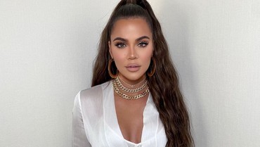 img-title Reaksi Khloe Kardashian Soal Kekasih Minta Maaf Usai Hamili Wanita Lain