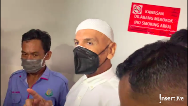 img-title Majelis Hakim Kabulkan Permohonan Mark Sungkar untuk Jadi Tahanan Kota