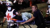 FOTO: Rel Kereta Layang Meksiko Roboh Tewaskan 15 Orang Sebanyak 15 orang tewas dan puluhan lainnya luka-luka di Meksiko setelah jembatan layang yang tengah dilintasi kereta ambruk.