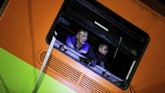 FOTO: Rel Kereta Layang Meksiko Roboh Tewaskan 15 Orang Sebanyak 15 orang tewas dan puluhan lainnya luka-luka di Meksiko setelah jembatan layang yang tengah dilintasi kereta ambruk.
