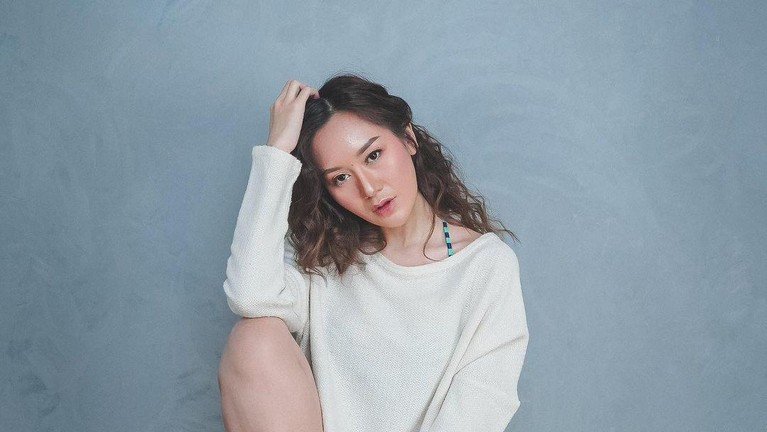 Rizuka Amor Nama Rizuka Amor sedang mencuri perhatian publik karena dikatakan merebut suami Dokter Irene. Yuk kita lihat potret Rizuka Amor!