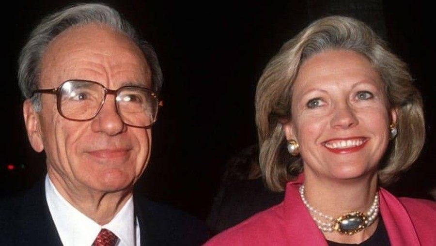 Rupert Murdoch dan Anna Torv