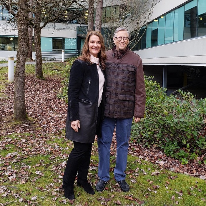 Siapa menyangka, cinta mereka berawal dari cinta lokasi di Microsoft. (foto: instagram.com/melindafrenchgates)