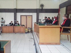 Wabup OKU Nonaktif Divonis 8 Tahun Penjara di Kasus Korupsi Tanah Kuburan