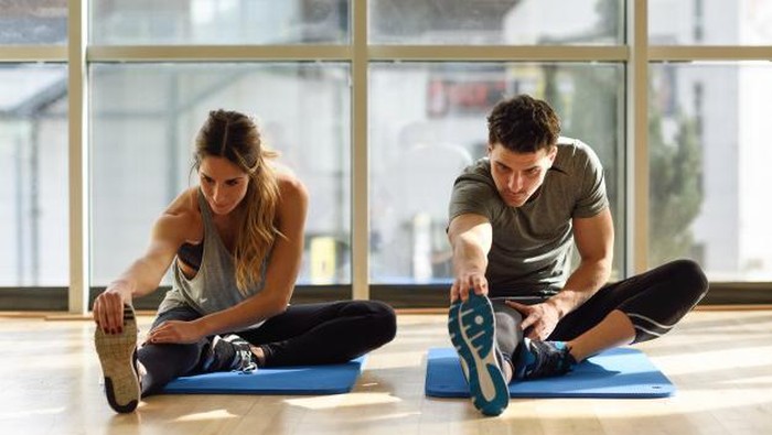 Gerakan Stretching yang Bisa Bikin Tidur Nyenyak
