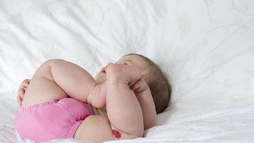AMANKAH TANDA LAHIR PADA TUBUH BAYI