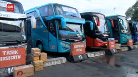 VIDEO: Hari Ini Puncak Mudik di Terminal Kampung Rambutan