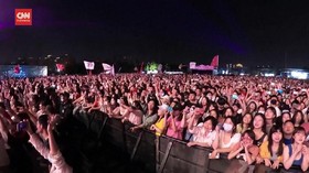 VIDEO: 11 Ribu Orang Hadiri Konser Musik di Wuhan
