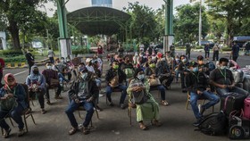 Ratusan TKI dari Malaysia Tiba di NTB usai Karantina