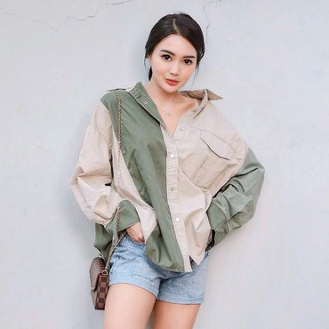 Pakai Baju Superketat, Wika Salim Heran Banyak Pria DM Minta No HP