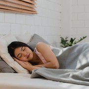Hati-Hati, 6 Bahaya Tidur Setelah Sahur Ladies