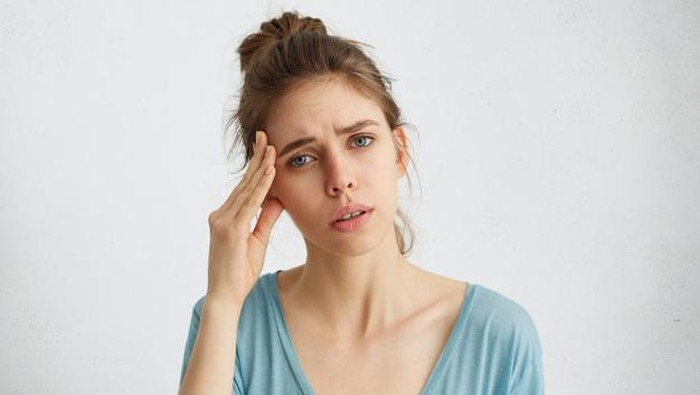 7 Cara untuk Mengatasi Migrain Saat di Rumah