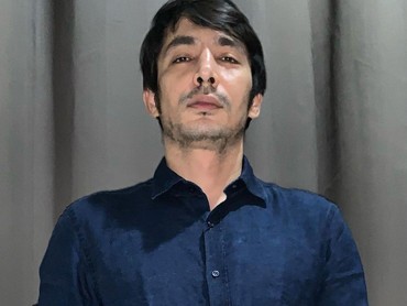 img-title 3 Artis Tak Kenal Ayah Kandung, Ada yang Ditinggal Saat Masih dalam Kandungan