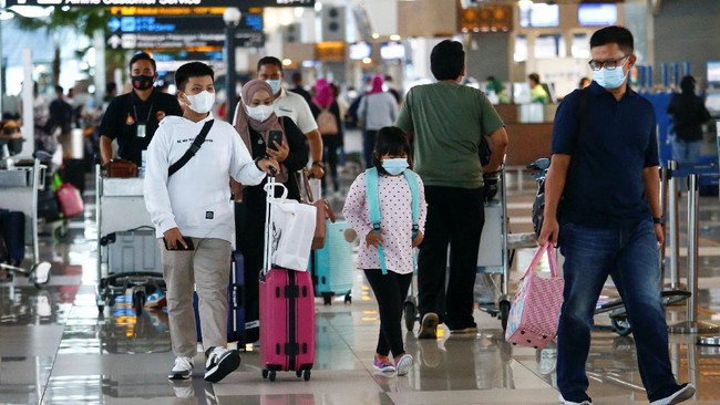 Kemenhub mengaku belum pernah membahas wacana sertifikat vaksin covid-19 dijadikan syarat terbang.