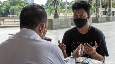 img-title Niat Bayar Zakat Fitrah untuk Diri Sendiri & Orang yang Sudah Meninggal dalam Islam
