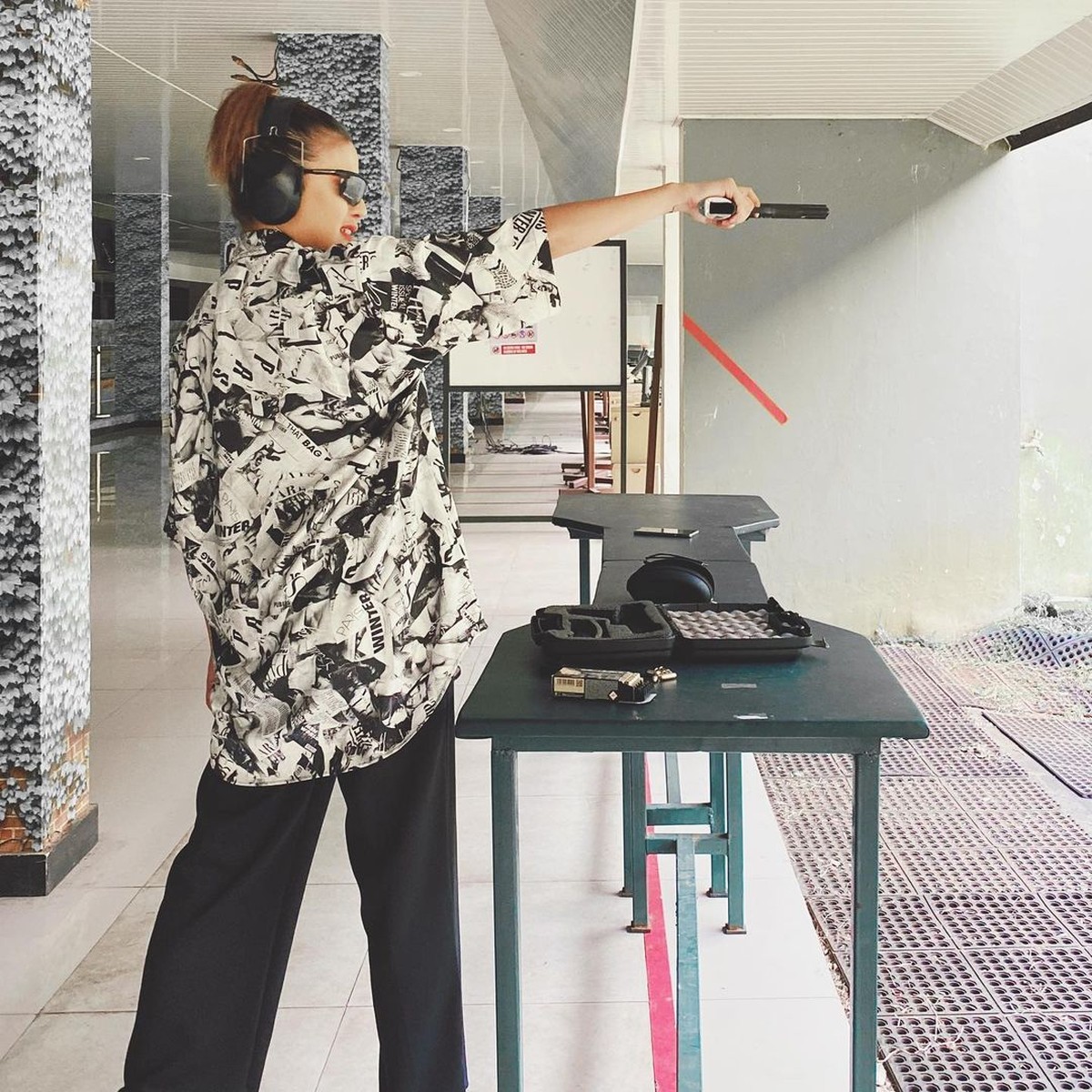 Selebgram ternama Awkarin mempunyai banyak kegiatan produktif yang sering ia bagikan di unggahan Instagramnya&period; Yuk kita intip&excl;