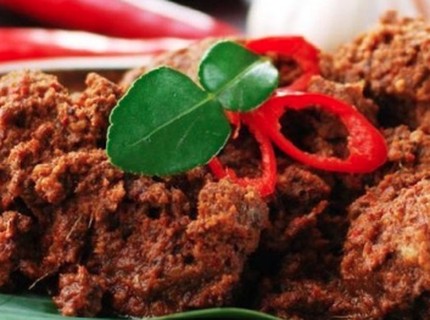 Tips Masak Rendang Lebaran Empuk tapi Praktis, Cuma 20 Menit!