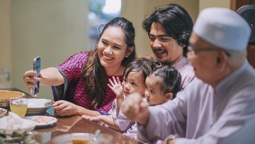UCAPAN IDUL FITRI PENUH MAKNA
