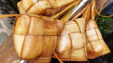 CARA MEMBUAT KETUPAT TAK CEPAT BASI