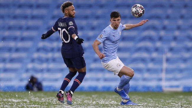 Tiga sosok penting di Manchester City yakni Ruben Dias, Phil Foden, dan pelatih Pep Guardiola jadi yang terbaik di Liga Inggris musim 2020/2021.