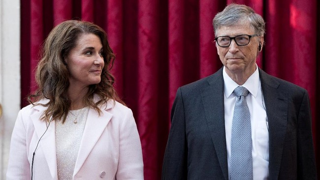 Pendiri Microsoft, Bill Gates, dan Melinda French Gates resmi bercerai setelah pengadilan resmi menerima gugatan perceraian mereka, Senin (2/8).