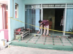 Orang yang Diduga Pembakar Perawat Cantik di Malang Terekam CCTV