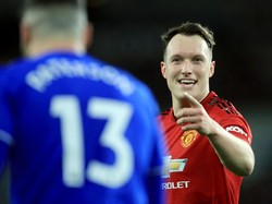 Phil Jones yang Terlupakan