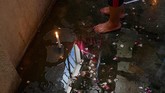 FOTO: Mencari Kesembuhan dari Dewi Venezuela Setiap tahun, ribuan orang melakukan perjalanan ke lereng gunung di Venezuela untuk ritual dengan api, darah, dan asap untuk menghormati dewi adat Maria Lionza