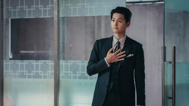 Usai sukses membintangi drama Korea Vincenzo, aktor Song Joong-ki ditawari sejumlah judul drama, salah satunya Chaebol Family's Youngest Son.