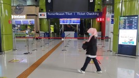 Stasiun Gambir & Pasar Senen Sepi, Puluhan Penumpang Ditolak