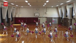 VIDEO: Aksi Lincah Nenek Cheerleader dari Jepang