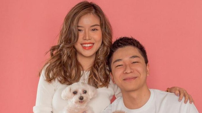 8 Potret Mesra Influencer Titan Tyra dan Calon Suami, Bikin Iri!