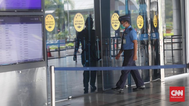 AP II menyebut jumlah penumpang pesawat turun drastis hingga 80 persen sejak PPKM Darurat hingga PPKM ditetapkan berjenjang ke level 4 dan 3.