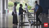 FOTO : Bandara SMB II Palembang Sepi Hari ke-1 Larangan Mudik Bandara Sultan Mahmud Badarudin (SMB) II Palembang sepi penumpang pada hari pertama penerapan larangan mudik. Kursi-kursi tunggu kosong, pos pelayanan lengang.