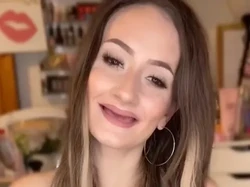 TikTokers Cantik Ini Viral Bikin Kaget, Selama Ini Ternyata Ompong