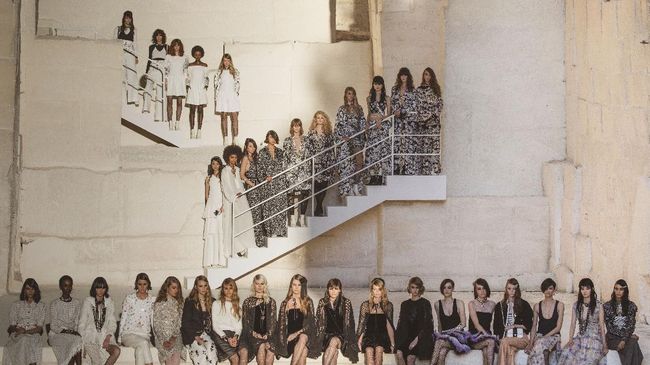 Virgine Viard, menghadirkan koleksi baru Chanel yang terinspirasi dari "Testament of Orpheus."