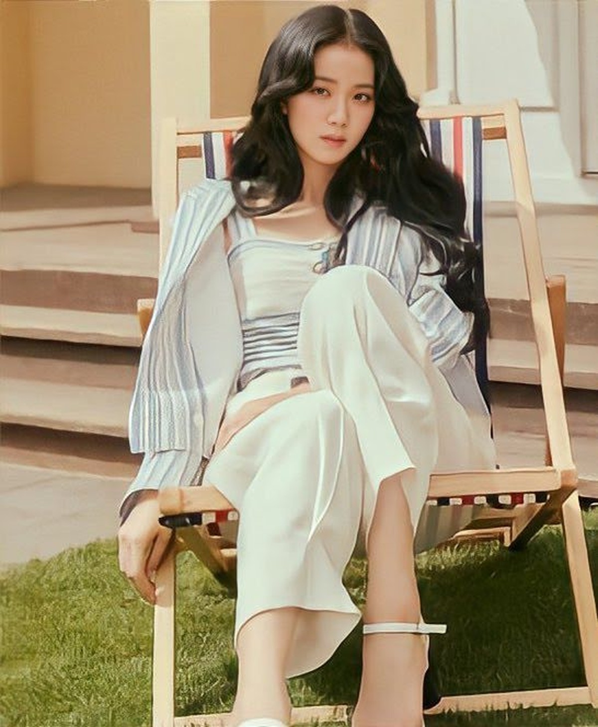 Jisoo BLACKPINK terpilih sebagai model koleksi musim panas 2021 'For A Day Michaa'&period; Yuk kita intip pancaran aura Jisoo diberbagai busana berbeda&excl;