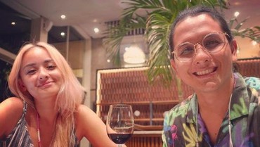 img-title Raditya Oloan Suami Joanna Alexandra Meninggal Dunia