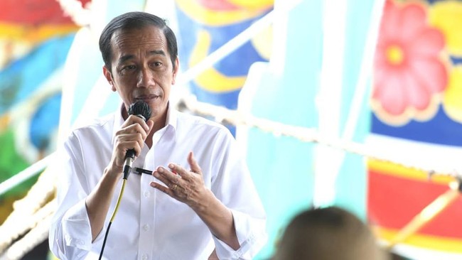 PKS mengkritik perubahan Statuta UI oleh Jokowi agar rektor bisa merangkap jabatan. Langkah Jokowi dianggap sebagai kemunduran etika publik.